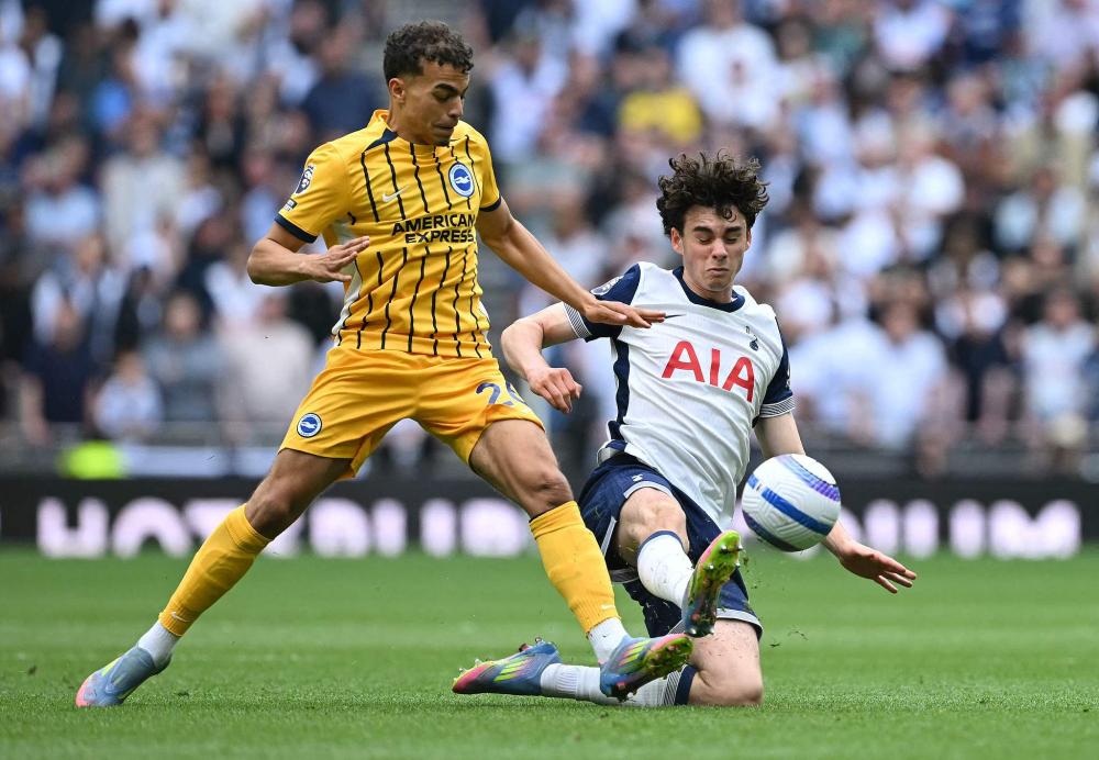 半场：亚特兰大0-1萨索洛，皮纳蒙蒂造点，贝拉尔迪点射